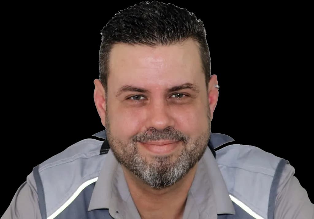Alex, cerrajero autónomo en Tarragona